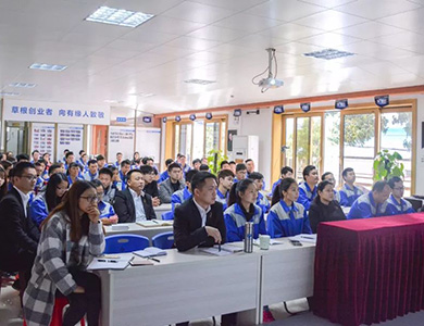 一年之计在于春，老赖不赖开工培训在行动