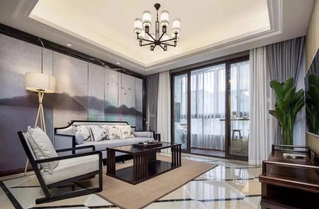 房子装修，原来自带的门窗要不要换？